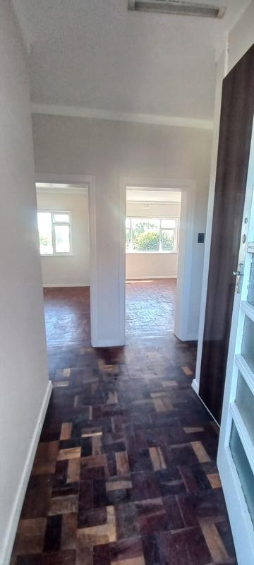To Let 1 Bedroom Property for Rent in Goodwood Central Western Cape